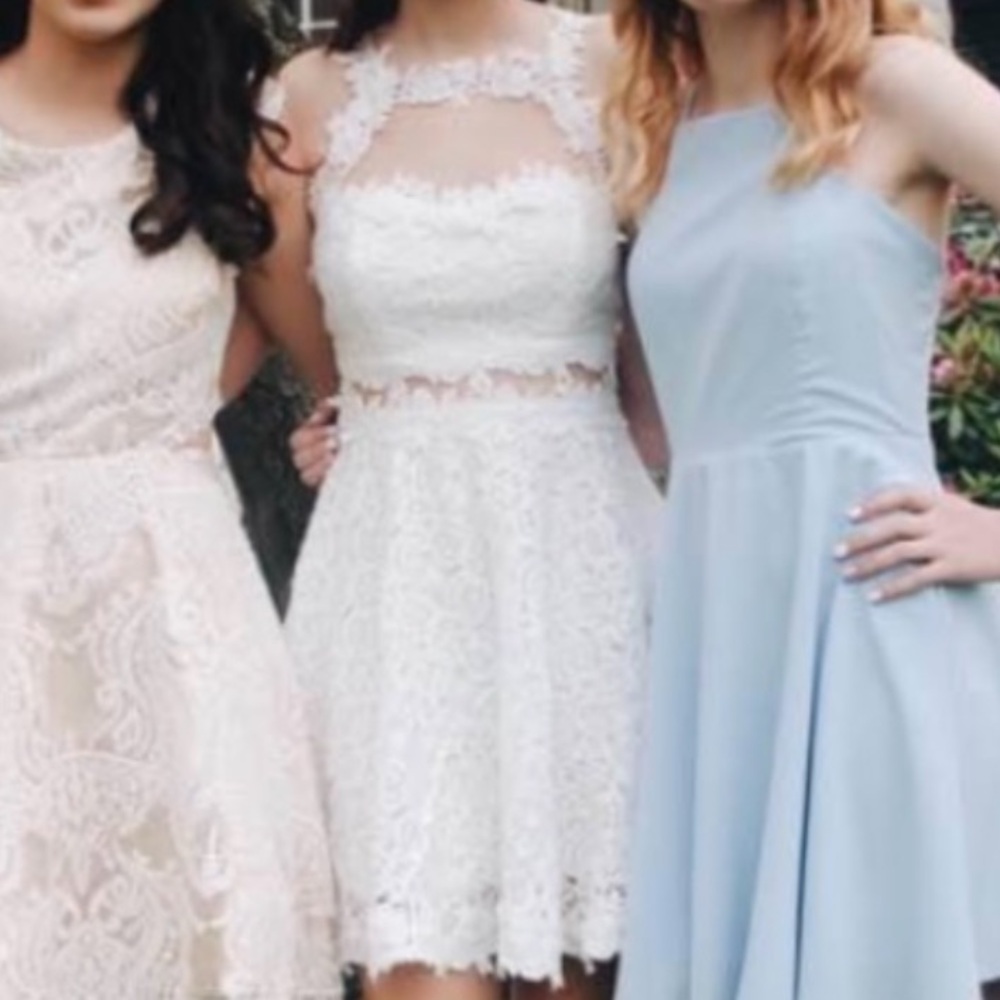 Windsor dress size small white lace Homecoming Graduation